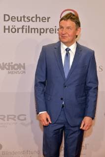 17. Deutscher Hoerfilmpreis Andreas Bethke, Geschaeftsführer des DBSV Ankunft, roter Teppich zum 17. Deutscher Hoerfilmpreis in der Hauptstadtrepraesentanz der Deutschen Telekom in Berlin am 19.03.2019