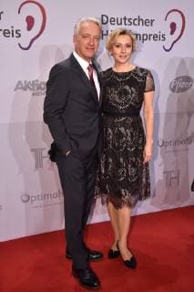 Christoph M. Ohrt und Dana Golombek bei der Verleihung vom 17. Deutschen Hoerfilmpreis am 19.03.2019 in Berlin Deutscher Hoerfilmpreis 2019 in Berlin