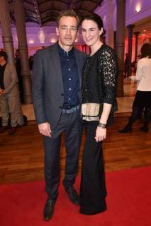 Jan Sosniok mit Ehefrau Nadine bei der Verleihung des 17. Deutschen Hörfilmpreises 2019 in der Hauptstadtrepräsentanz der Deutschen Telekom. Berlin, 19.03.2019