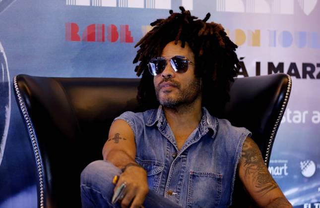 Entertainment Bilder des Tages US musician Lenny Kravitz delivers a press conference in Bogota, Colombia, 21 March 2019, where he will offer a concert on Saturday. Press conference of US musician Lenny Kravitz !ACHTUNG: NUR REDAKTIONELLE NUTZUNG!  Copyright: xLeonardoxMunozx AME9804 20190321-636888063530480199