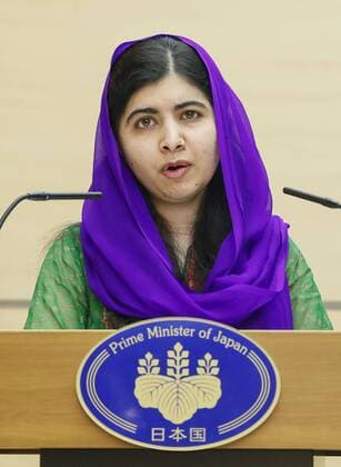 Berühmte Feministinnen, Malala Yousafzai Nobel laureate Malala Yousafzai in Japan Nobel Peace Prize laureate Malala Yousafzai of Pakistan attends a joint press conference with Japanese Prime Minister Shinzo Abe at the premier s office in Tokyo on March 22, 2019. 