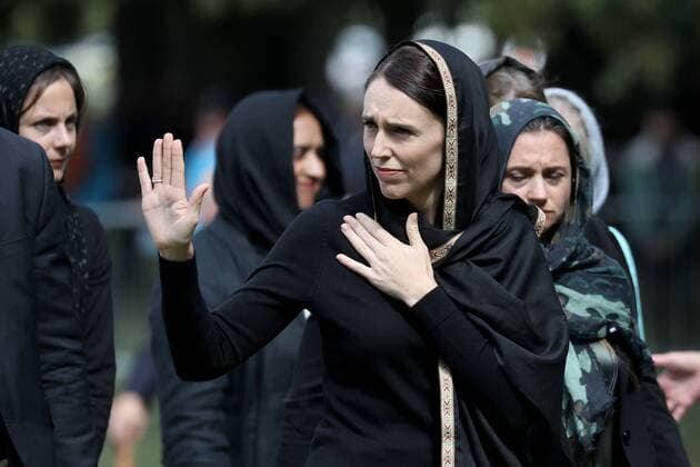 News Themen der Woche KW12 March 23, 2019 - Christchurch, New Zealand - New Zealand Prime Minister Jacinda Ardern with a head scarf in respect to the Muslim victims, greets to members of Muslim community as she leaves after the Friday Islamic prayers in Hagley Park outside the Masjid Al Noor mosque in Christchurch, New Zealand on March 22, 2019. Vigils took place around the country to pay respect to the victims of Christchurch s terror attack, a week after the horrific shooting killed 50 people in two mosques. A 28-year-old Australian born man, Brenton Tarrant has been charged with murder following the attacks. Christchurch New Zealand  - ZUMAn230 20190323_zaa_n230_017 Copyright: xSankaxVidanagamax