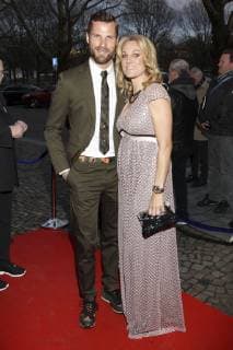 Martin Tomczyk mit Ehefrau Christina Surer bei der Verleihung der Deutschen Sportjournalistenpreise 2019 im Hotel Grand Elysee. Hamburg, 25.03.2019