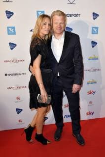 Oliver Kahn mit Ehefrau Svenja bei der Verleihung der Deutschen Sportjournalistenpreise 2019 im Hotel Grand Elysee. Hamburg, 25.03.2019