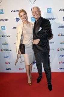 Jo Groebel mit Ehefrau Grit Weiss bei der Verleihung der Deutschen Sportjournalistenpreise 2019 im Hotel Grand Elysee. Hamburg, 25.03.2019