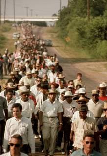 IMAGO History, U.S. Bürgerrechtsbewegung: 1954-1968 Martin Luther King Jr., Dick Gregory and James Meredith walk on a rural road during the March Against Fear. The March Against Fear was a major 1966 demonstration in the Civil Rights Movement in the South. June 1966, Mississippi, USA. File Reference 1003_754THA Hollywood CA USA  Copyright: xCinemaxLegacyxCollection ThexHollywoodxArchivex 1003_754THA