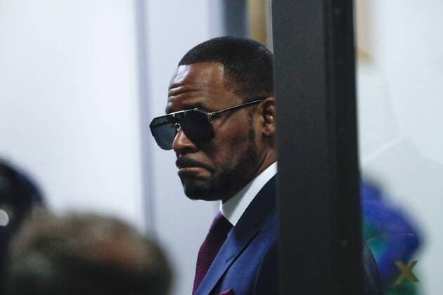 March 13, 2019 - Chicago, IL, USA - R&B superstar R. Kelly arrives at the Daley Center in Chicago to attend a closed-door hearing in a court fight with his ex-wife over child support on Wednesday, March 13, 2019. Chicago USA - ZUMAm67_ 20190313_zaf_m67_033 Copyright: xJosexM.xOsoriox