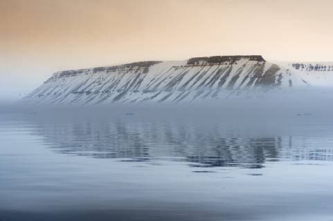 Spitsbergen at sunset in Hinlopen Strait, Norway, Europe Copyright: G&MxTherin-Weise 1131-1190