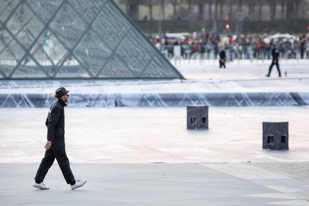 Entertainment Themen der Woche KW13 Paris, France, le 29 mars 2019 - The artist JR makes a giant trompe l oeil for the 30th anniversary of the Louvre s Pyramid.  Copyright: xAlexisxSciardx