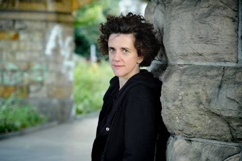 für die Spielzeit Komponistin Olga Neuwirth an der Hochbahn in Berlin Kreuzberg Berlin Deutschland Copyright: xdorisxspiekermann-klaasxTSPx