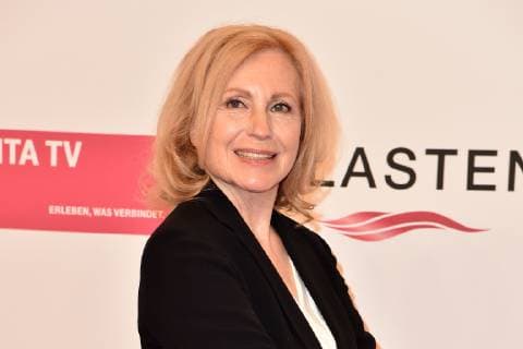 Maren Kroymann bei der Ankunft zur Verleihung von die Goldene Kamera am 30.03.2019 in Berlin Die Goldene Kamera Verleihung 2019 in Berlin