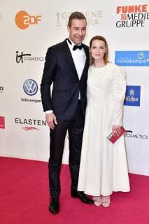 Kai Pflaume und Karoline Herfurth bei der 54. Verleihung der Goldenen Kamera 2019 im Flughafen Tempelhof. Berlin, 30.03.2019