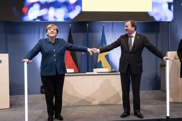 News Themen der Woche KW14 News Bilder des Tages Angela Merkel und Stefan Löfven beim Eröffnungsrundgang auf der Hannover Messe 2019 auf dem Messegelände. Hannover, 01.04.2019 *** Angela Merkel and Stefan Löfven on the opening tour of the Hannover Messe 2019 at the Hannover Exhibition Grounds 01 04 2019 Foto:xU.xStammx xFuturexImage