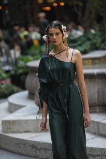 A model presents creations of Mexican designer Cynthia Buttenklepper during the Mexico City Mercedes Benz Fashion Week, in Mexico City, Mexico, 01 April 2019. Mercedes Benz Fashion Week in Mexico City !ACHTUNG: NUR REDAKTIONELLE NUTZUNG!  Copyright: xSashenkaxGutierrezx AME4381 20190401-636897474297299040