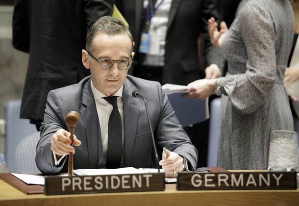 News Themen der Woche KW14 News Bilder des Tages Bundesaussenminister Heiko Maas, SPD, leitet im Sicherheitsrat den Vorsitz bei der Unterrichtung des VN-Sicherheitsrats zum Thema - Supporting the Non-Proliferation Treaty Ahead of the 2020 Review Conference -. BM Maas reist zum Auftakt des deutschen Vorsitzes im Sicherheitsrat der Vereinten Nationen nach New York. New York USA 02.04.2019 New York USA *** Federal Foreign Minister Heiko Maas SPD chairs UN Security Council briefing on Supporting the Non Proliferation Treaty Ahead of the 2020 Review Conference BM Maas travels to New York New York USA 02 04 2019 New York USA at the beginning of the German Presidency of the UN Security Council Copyright: xThomasxImo photothek.netx
