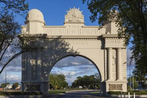Australia, Victoria, VIC, Ballarat, Arch of Victory, Remebrance Drive  Copyright: xWalterxBibikowx AU01 WBI0924