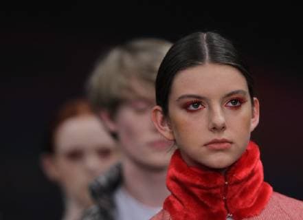 A model shows creations of Mexican designer Alexa Ulibarri during the Mexico Fashion Week, in Mexico City, Mexico, 2 April 2019. Mexico Fashion Week !ACHTUNG: NUR REDAKTIONELLE NUTZUNG!  Copyright: xMarioxGuzmánx AME5446 20190403-636898681304548590