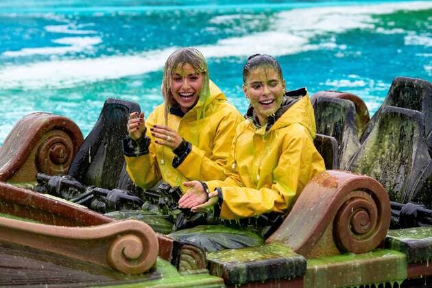 Entertainment Themen der Woche KW14 Entertainment Bilder des Tages SPERRFRIST DER BILDER BIS UM 12 UHR 5.04.19 Lena Meyer Landrut und Lena Gercke werden geslimt bei den Kids Choice Awards 2019 SPERRFRIST DER BILDER BIS UM 12 UHR 5.04.19 Lena Meyer Landrut und Lena Gercke werden geslimt bei den Kids Choice Awards 2019, 70173 Stuttgart, Deutschland *** SPERRFRIST DER BILDER BIS UM 12 UHR 5 04 19 Lena Meyer Landrut und Lena Gercke will be slimed at the Kids Choice Awards 2019 SPERRRRIST DER BILDER BIS UM 12 UHR 5 04 19 Lena Meyer Landrut und Lena Gercke will be slimed at the Kids Choice Awards 2019 70173 Stuttgart Germany Copyright: 7aktuellx xMarcxGruber