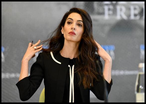 Entertainment Themen der Woche KW14 Entertainment Bilder des Tages . 05 04 2019. Dinard, France. Jeremy Hunt and Amal Clooney. The Foreign Secretary Jeremy Hunt accompanied by Amal Clooney in Dinard, France, for the Media Freedom Press announcement, as Jeremy Hunt appoints Amal Clooney as a media freedom ambassador to fight for free speech globally.  xAndrewxParsonsx xi-Imagesx IIM-19528-0063