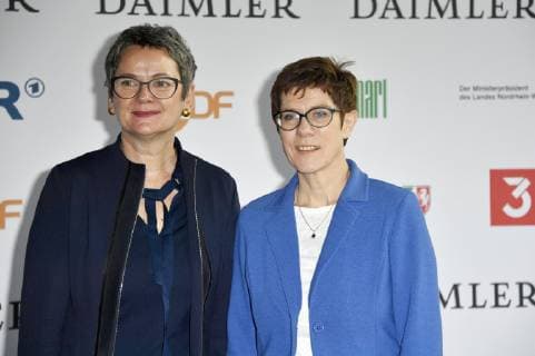 Frauke Gerlach und Annegret Kramp-Karrenbauer beim Vorempfang zur 55. Verleihung des Grimme Preises 2019 im Grimme-Institut. Marl, 05.04.2019