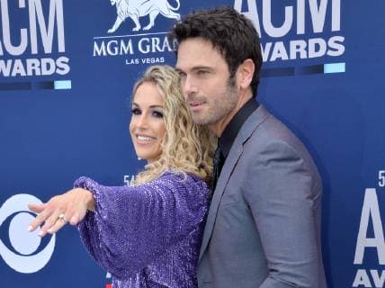 Kasi Williams and Chuck Wicks attend the 54th annual Academy of Country Music Awards held at the MGM Grand Garden Arena in Las Vegas, Nevada on April 7, 2019. The show will broadcast live on CBS.  LAP20190407110 JIMxRUYMEN