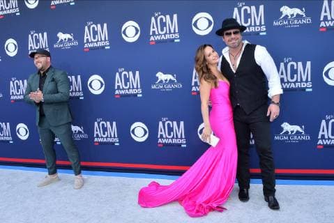 (L-R) Mitchell Tenpenny, Sara Brice and Lee Brice attend the 54th annual Academy of Country Music Awards held at the MGM Grand Garden Arena in Las Vegas, Nevada on April 7, 2019. The show will broadcast live on CBS.  LAP20190407458 JIMxRUYMEN