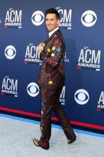 LAS VEGAS - APR 7: Jake Owen at the 54th Academy of Country Music Awards at the MGM Grand Garden Arena on April 7, 2019 in Las Vegas, NV  Copyright: xHutchinsxPhotox xIPAx xHutchinsxPhotox