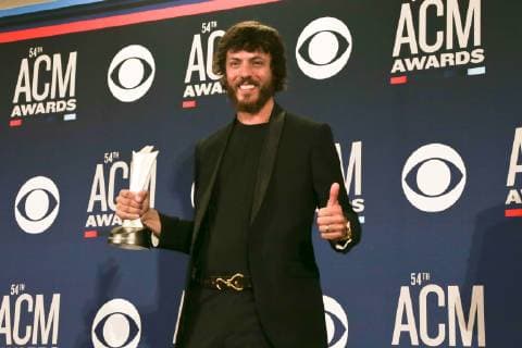 April 7, 2019 - Las Vegas, Nevada, United States - Chris Janson holds the trophy for winning ACM Video of the Year for Drunk Girl at the 54th Academy of Country Music Awards at MGM Grand Arena in Las Vegas, Nevada. Las Vegas United States - ZUMAw109 20190407_zap_w109_068 Copyright: xDebbyxWongx