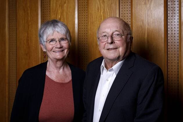 Norbert Blüm mit Ehefrau Marita Blüm bei der Verleihung des Lew Kopelew Preis für Frieden und Menschenrechte 2019, der dieses Jahr an den Kapitän Claus-Peter Reisch und die Dresdner Seenotrettungsinitiative Mission Life e.V. verliehen wurde, in der Zentrale der Kreissparkasse Köln am Neumarkt. Köln, 07.04.2019