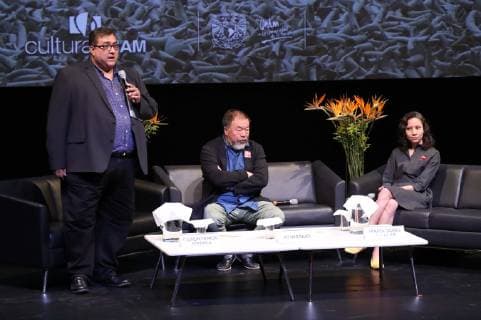 April 12, 2019 - EUM20190412CUL08.JPG .CIUDAD DE MEXICO. CultureCultura-Ai Weiwei.- 12 de abril de 2019. Aspectos de la conferencia del artista Ai Weiwei en el Museo Universitario de Arte Contemporaneo (MUAC), en compania de Cuauhtemoc Medina, curador del mismo museo, y Maria Aguilar del Centro Prodh. Foto: Agencia EL UNIVERSALGerman EspinosaEELG Copyright: xElxUniversalx