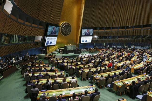 (190412) -- UNITED NATIONS, April 12, 2019 (Xinhua) -- Photo taken on April 12, 2019 shows a general view of the commemoration ceremony of the International Day of Reflection on the Genocide in Rwanda, at the United Nations headquarters in New York. Twenty-five years after the Rwanda genocide, UN Secretary-General Antonio Guterres on Friday warned of rising xenophobia at a UN commemoration ceremony, while praising the recovery the country has achieved since the tragedy. In 2003, the UN General Assembly designated April 7 as the International Day of Reflection on the Genocide in Rwanda. (Xinhua Li Muzi) UN-RWANDA GENOCIDE-COMMEMORATION 