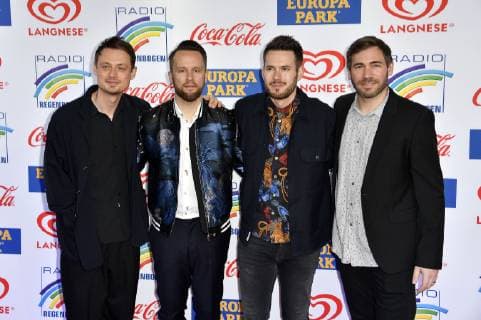 Revolverheld bei der Verleihung des 22. Radio Regenbogen Award 2019 in der Europa-Park Arena. Rust, 12.04.2019