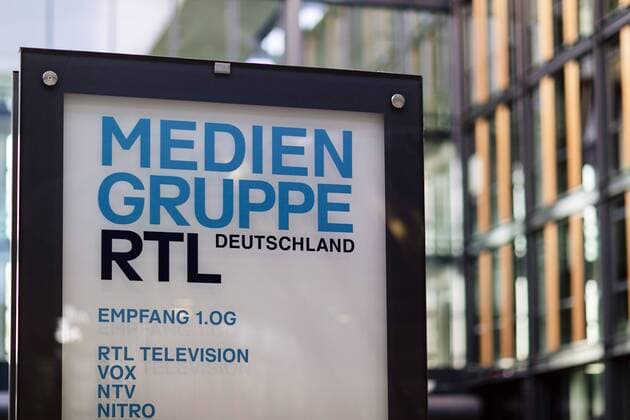 Infotafel der Mediengruppe RTL Deutschland am Picassoplatz. Köln, 10.04.2019 *** Information board of the Media Group RTL Germany at Picassoplatz Cologne 10 04 2019 Foto:xC.xHardtx xFuturexImage
