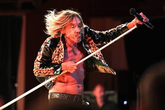 Entertainment Themen der Woche KW16 Entertainment Bilder des Tages IGGY POP SYDNEY CONCERT, Singer Iggy Pop performs at the Sydney Opera House in Sydney, Monday, April 15, 2019. ( NO ARCHIVING, EDITORIAL USE ONLY, NO USE IN BOOKS WITHOUT CONSENT SYDNEY NSW AUSTRALIA  Copyright: xSTEVENxSAPHOREx 20190415001395296128