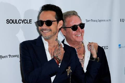 Singer Marc Anthony (L) poses next to the President of the Hasty Pudding Institute of 1770 Andrew Farkasas as he arrives to the red carpet to receive the Order of the Golden Sphinx Award, handed by the insitute of the Harvard University, in Manhattan, New York, USA, 15 April 2019. Marc Anthony receives the Order of the Golden Sphinx award !ACHTUNG: NUR REDAKTIONELLE NUTZUNG!  Copyright: xEduardoxMunozxAlvarezx AME1187 20190416-636909770411809064