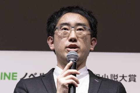April 16, 2019 - Tokyo, Japan - Hiroyuki Ueno Producer of Nippon Television Network Corp. speaks during a news conference to announce a new service Line Novel and the Reiwa Novel Award which aims users to participate on its first novel contest sending their creations through their app from April 16 to September 30. Tokyo Japan - ZUMAm191 20190416_zap_m191_039 Copyright: xRodrigoxReyesxMarinx