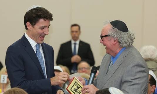 April 19, 2019 - Toronto, ONTARIO, Canada - Canadian Prime Minister Justin Trudeau participates in a Passover seder with members of the Jewish community on April 19, 2019 in North York, Ontario, Canada. Toronto Canada  - ZUMAn230 20190419_zaa_n230_630 Copyright: xCreativexTouchxImagingxLtdx