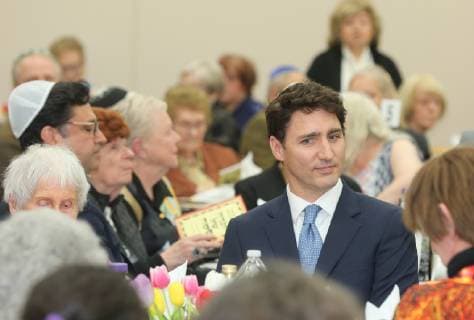 April 19, 2019 - Toronto, ONTARIO, Canada - Canadian Prime Minister Justin Trudeau participates in a Passover seder with members of the Jewish community on April 19, 2019 in North York, Ontario, Canada. Toronto Canada  - ZUMAn230 20190419_zaa_n230_635 Copyright: xCreativexTouchxImagingxLtdx
