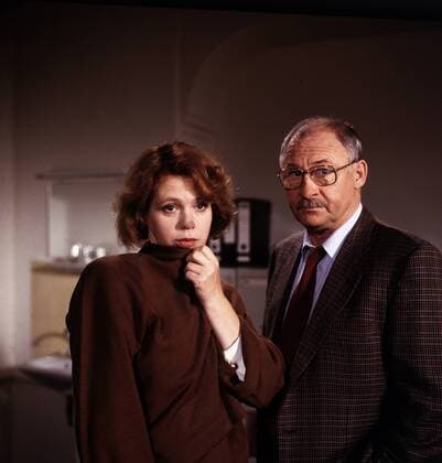 DER ALTE Ein Tag der Angst D 1989 Zbynek Brynych RENATE KRÖSSNER (Rita Bocholt), ROLF SCHIMPF (Hauptkommissar Kress) 34843 Überschrift: DER ALTE D 1989 Copyright: KPA !AUFNAHMEDATUM GESCHÄTZT! UnitedArchives00664913