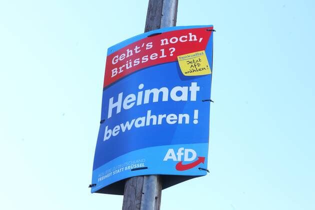 AfD Wahlplakat - Europawahl 2019 - GER, Germany, Deutschland, Gestungen, 25.04.2019 - Wahlplakat der Alternative für Deutschland zur Europawahl 2019 mit dem Slogan: Geht s noch Brüssel? - Denkzettel - Jetzt AfD wählen! - Heimat bewahren! - AUS LIEBE ZU DEUTSCHLAND - FREIHEIT STATT BRÜSSEL - AfD AfD Wahlplakat - Europawahl 2019