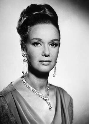 Charleys Tante MARIA SEBALDT in Charleys Tante (1955) Charleys Tante Copyright: KPA !AUFNAHMEDATUM GESCHÄTZT! Nur redaktionelle Nutzung im Zusammenhang mit dem Film. Editorial usage only and only related to the movie. Im Falle anderer Verwendungen, kontaktieren Sie uns bitte. For other uses, please contact us. UnitedArchives00021908