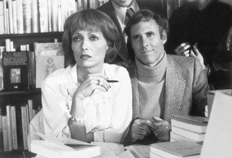 DIE VERRÜCKTEN REICHEN Folies bourgeoises Frankr. BRD Italien 1975 Claude Chabrol STEPHANE AUDRAN als Claire Brandeis, BRUCE DERN als William Brandeis Regie: Claude Chabrol aka. Folies bourgeoises DIE VERRÜCKTEN REICHEN Frankr. BRD Italien 1975 Copyright: KPA !AUFNAHMEDATUM GESCHÄTZT! Nur redaktionelle Nutzung im Zusammenhang mit dem Film. Editorial usage only and only related to the movie. Im Falle anderer Verwendungen, kontaktieren Sie uns bitte. For other uses, please contact us. UnitedArchives00645630