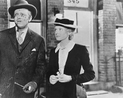CITIZEN KANE Citizen Kane USA 1941 Orson Welles ORSON WELLES (Charles Foster Kane), DOROTHY COMINGORE (Susan Alexander Kane), in einer Filmszene aus Citizen Kane , 1941. Regie: Orson Welles aka. Citizen Kane CITIZEN KANE USA 1941 Copyright: KPA !AUFNAHMEDATUM GESCHÄTZT! Nur redaktionelle Nutzung im Zusammenhang mit dem Film. Editorial usage only and only related to the movie. Im Falle anderer Verwendungen, kontaktieren Sie uns bitte. For other uses, please contact us. UnitedArchives00650680