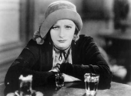 ANNA CHRISTIE USA 1930 Clarence Brown GRETA GARBO as Anna Christie Regie: Clarence Brown ANNA CHRISTIE USA 1930 Copyright: KPA !AUFNAHMEDATUM GESCHÄTZT! Nur redaktionelle Nutzung im Zusammenhang mit dem Film. Editorial usage only and only related to the movie. Im Falle anderer Verwendungen, kontaktieren Sie uns bitte. For other uses, please contact us. UnitedArchives00676732