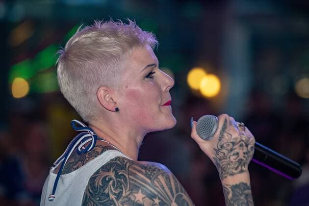 20190427 Bierkönig Opening 2019 Palma, Spain, 27.4.2019, Boulevard, Bierkönig Opening 2019 - Bild zeigt Melanie Müller. 27 04 19, Palma, Spain, Entertainment, Bierkönig Opening 2019 - Image shows Melanie Müller. Palma Baleares Spain