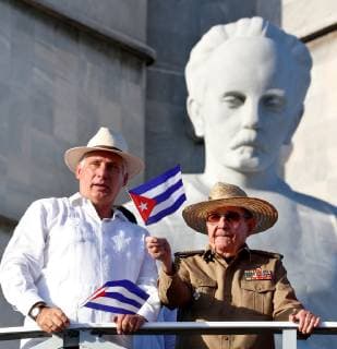 Cuban President Miguel Diaz-Canel (L) and the former President Raul Castro participate during the parade to commemorate the Labor Day in Havana, Cuba, on 1 May 2019. Traditional parade to commemorate the Labor Day in Cuba !ACHTUNG: NUR REDAKTIONELLE NUTZUNG!  Copyright: xErnestoxMastrascusax AME7550 20190501-636923272356371855