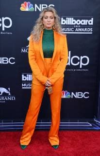 Tori Kelly arrives for the 2019 Billboard Music Awards at the MGM Grand Garden Arena in Las Vegas, Nevada on May 1, 2019.  LAV20190501066 JIMxRUYMEN