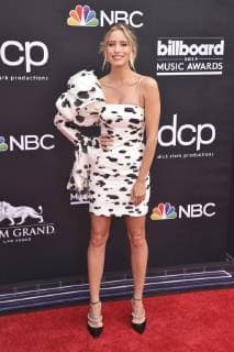 May 1, 2019 - Las Vegas, NV, USA - LAS VEGAS, NV - MAY 01: Renee Bargh attends the 2019 Billboard Music Awards at MGM Grand Garden Arena on May 1, 2019 in Las Vegas, Nevada. Photo: imageSPACE Las Vegas USA - ZUMAs181 20190501_zea_s181_126 Copyright: xImagespacex