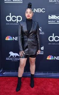 Ella Mai arrives for the 2019 Billboard Music Awards at the MGM Grand Garden Arena in Las Vegas, Nevada on May 1, 2019.  LAV20190501296 JIMxRUYMEN