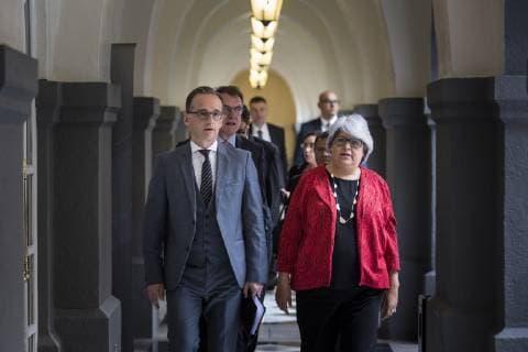 Bundesaussenminister Heiko Maas (L), SPD, trifft sich zum Arbeitsfruehstueck mit Garciela Marquez Colin (R), Wirtschaftsministerin von Mexiko, zusammen mit deutschen und mexikanischen CEOs zum Thema Globalisierung, Freihandel und soziale Gerechtigkeit in Mexiko-Stadt, 02.05.2019. Heiko Maas reist im Rahmen seiner Reise nach Lateinamerika Brasilien, Kolumbien und Mexiko. Mexiko-Stadt Mexico